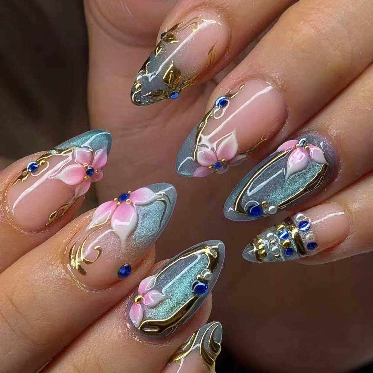 Golden Lily Cat Eye Sculpted Press On Nails - replacement image 1