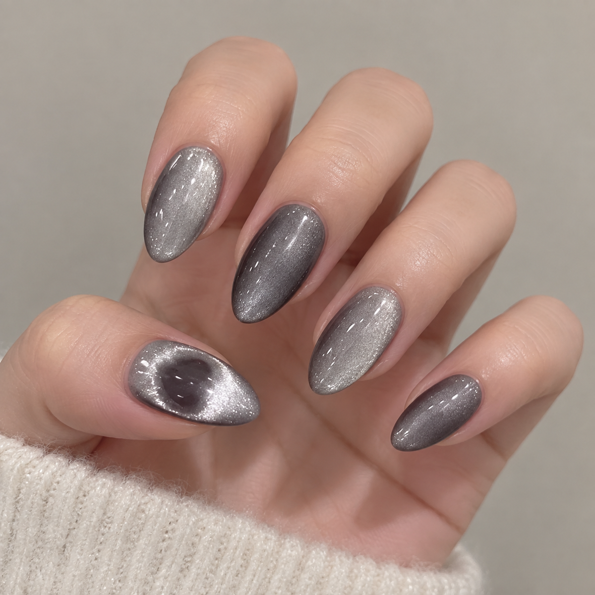 Heart Glow Cat Eye Almond Press On Nail Set