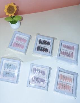 picture frame full-crystal cat-eye press-on nails 2