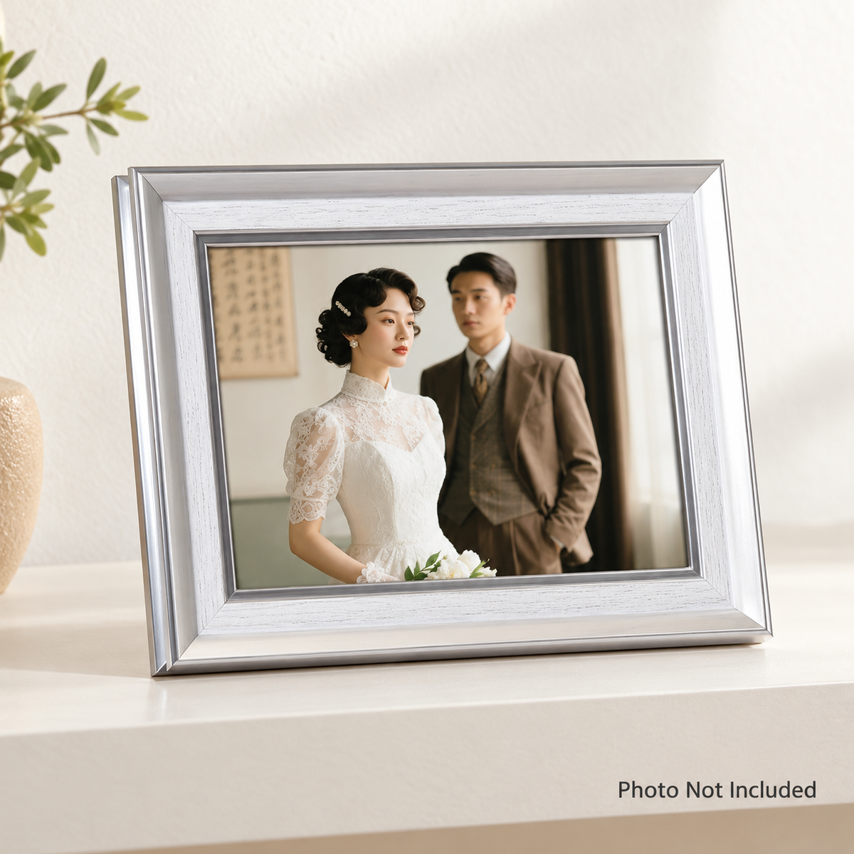 7-Inch Two-Tone Tabletop Photo Frame 3