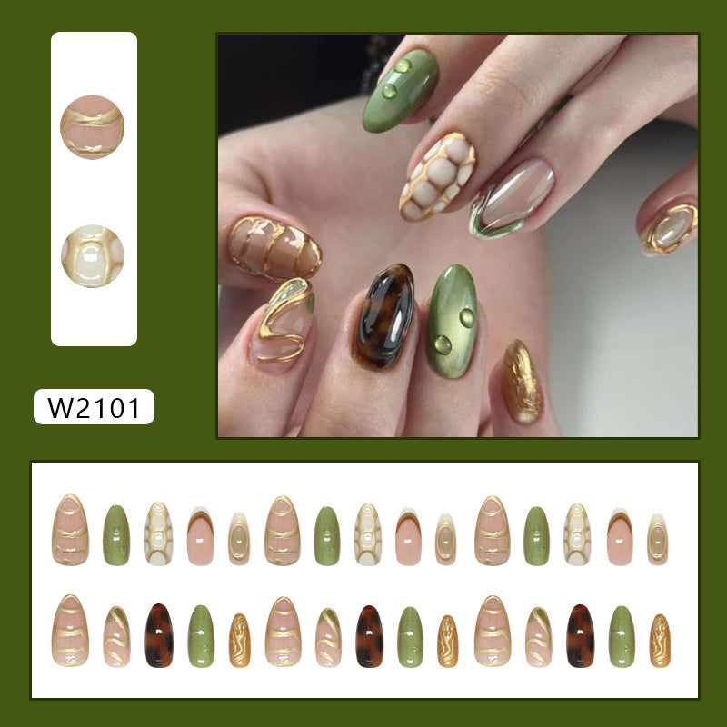Gilded Emerald Cat Eye Press On Nail Set · mproduct-88340f5df04b07f10f77