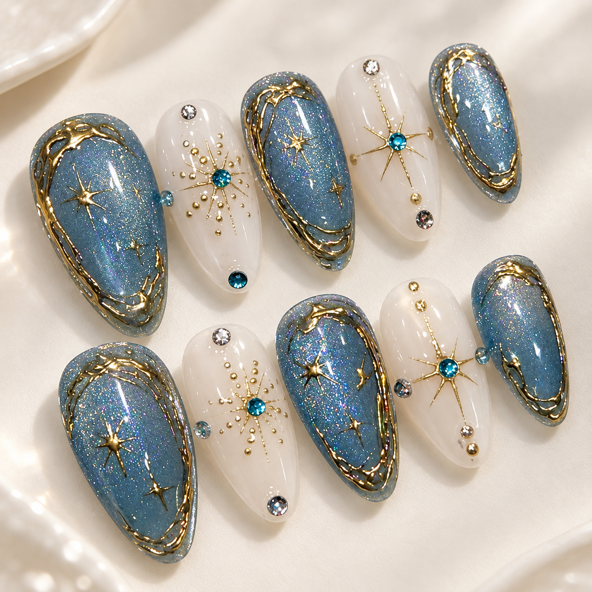 Galaxy Starlight Gilded Cat Eye Press On Nail Set · mproduct-a481e10fb415b23cd57a