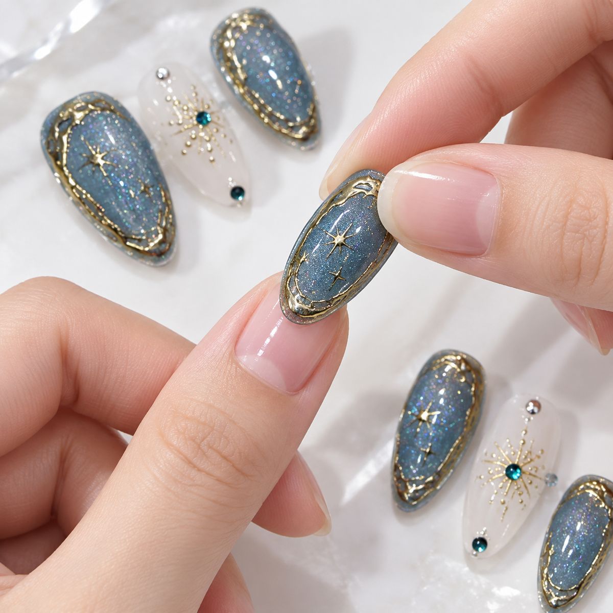 Galaxy Starlight Gilded Cat Eye Press On Nail Set · mproduct-f7a7661345e68d638d89