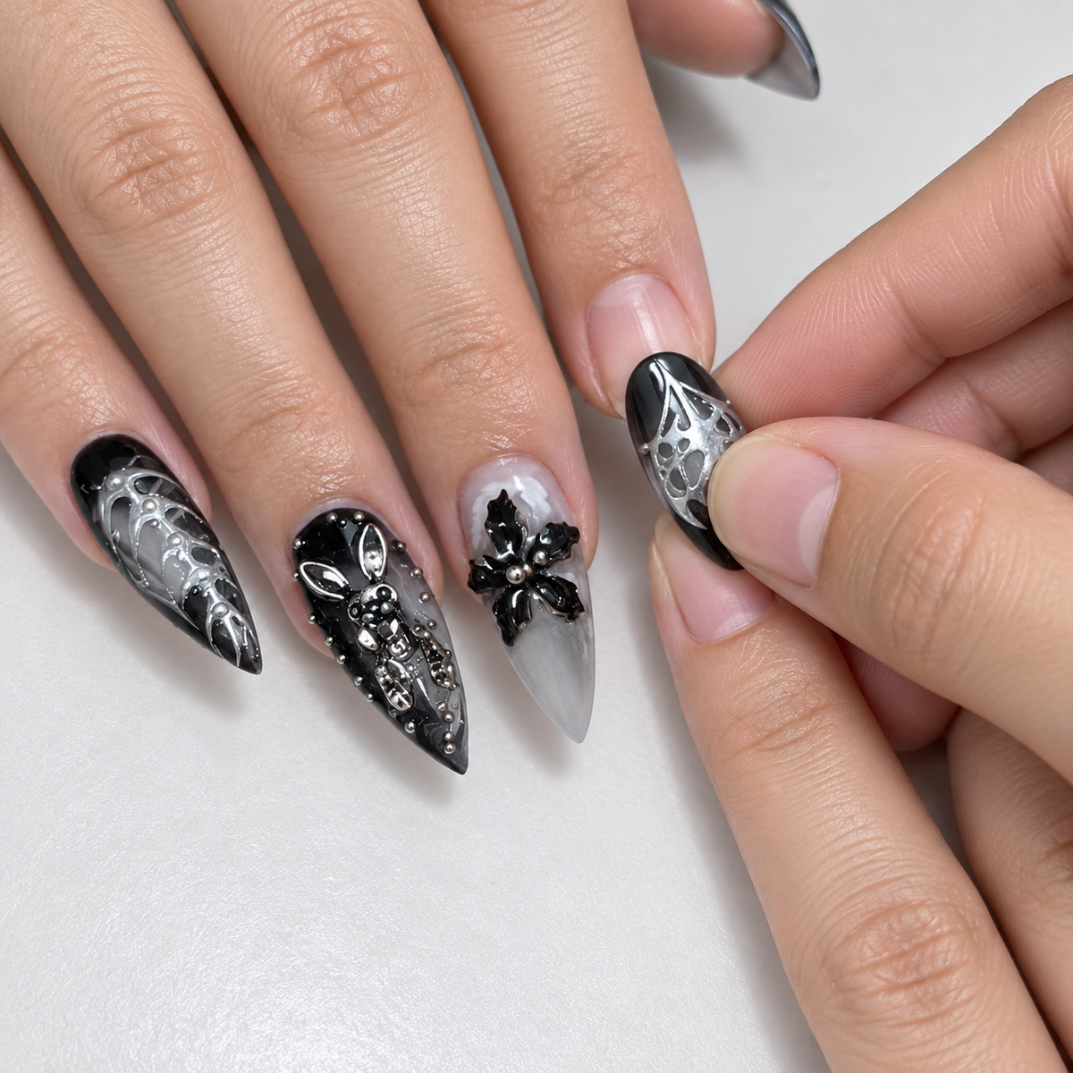 Midnight Silver Floral Press On Nail Set, image 6