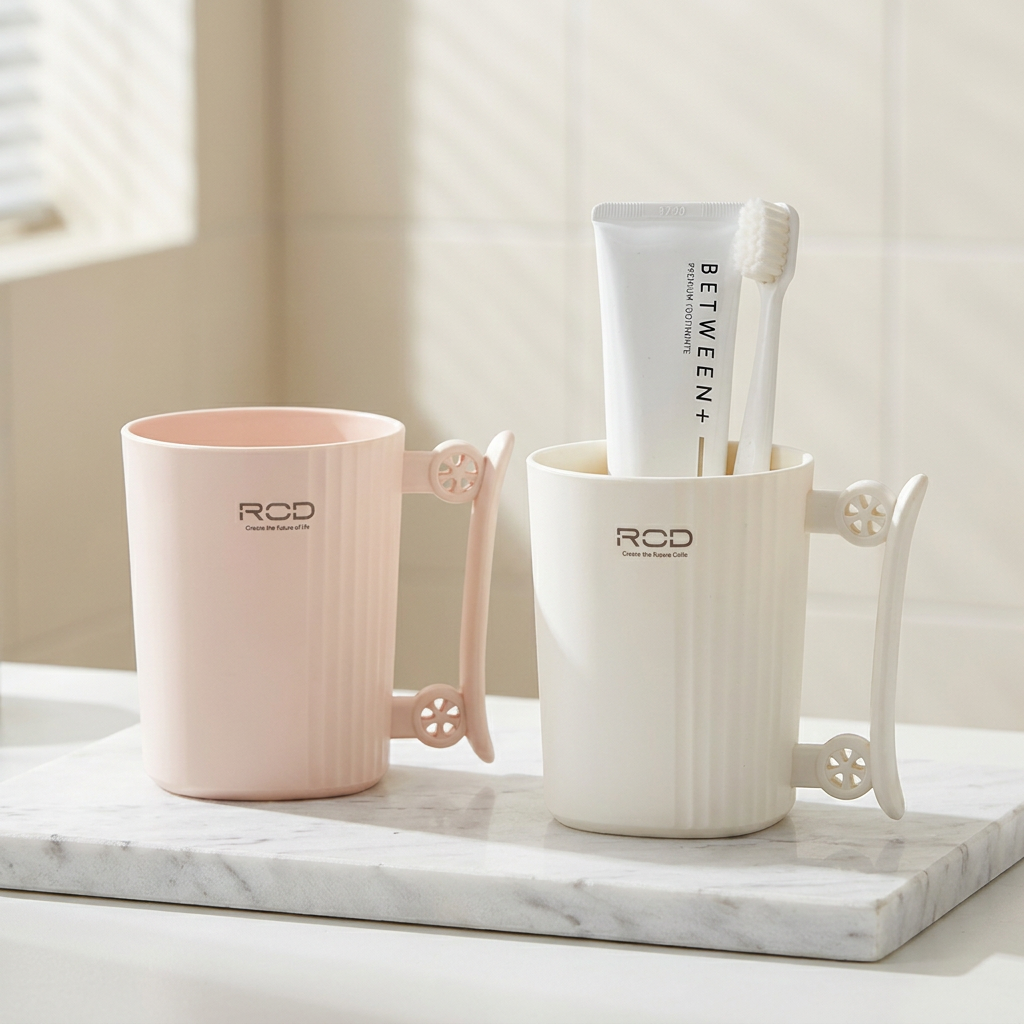 ROD Pastel Flower Handle Toothbrush Cup